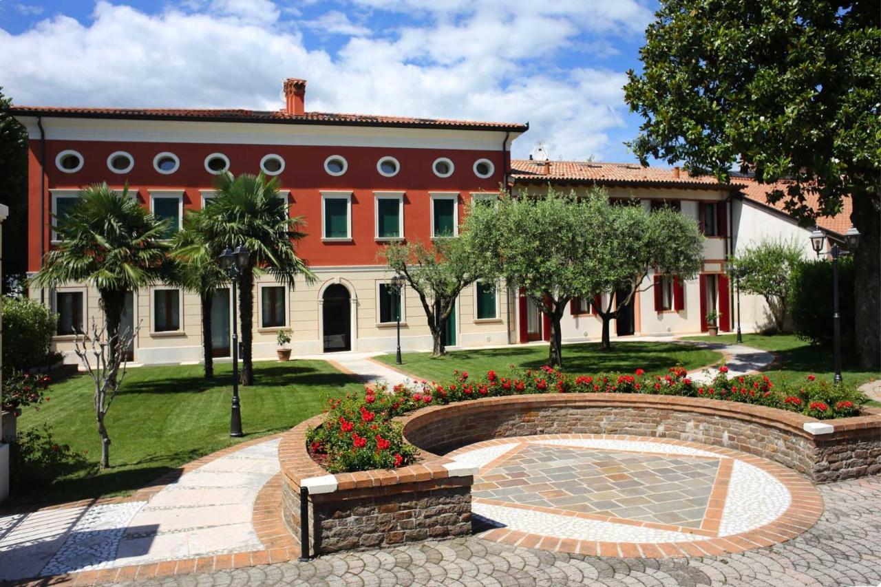 Villa Tiziano Residence Rosà Eksteriør billede